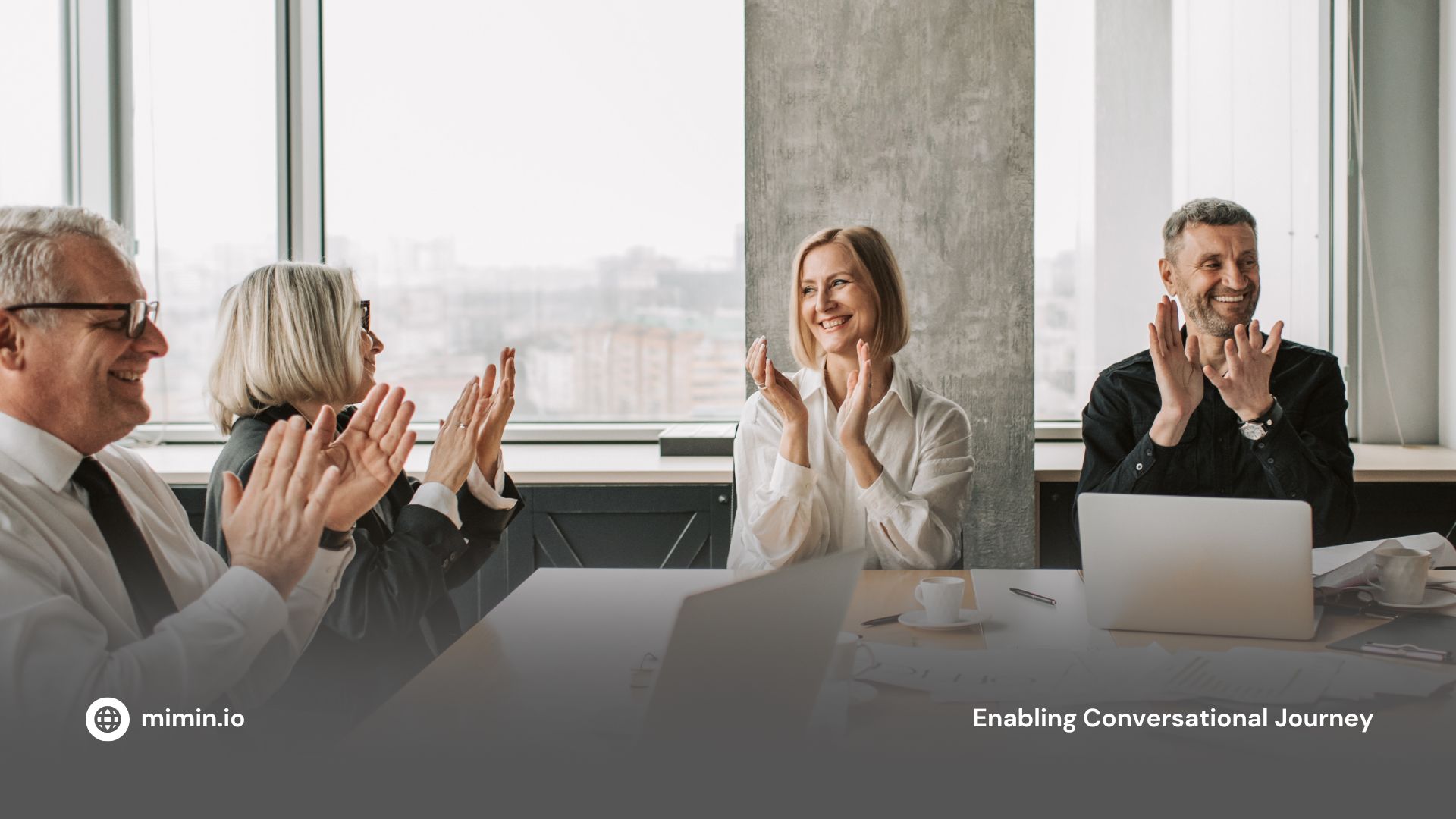 3 Ways AI Chatbots Improve Internal Knowledge for Better CX